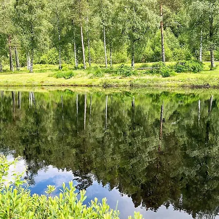 10 Person In Kvinesdal * Vatland