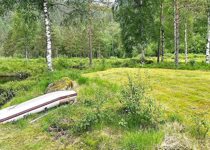 10 Person In Kvinesdal * Vatland