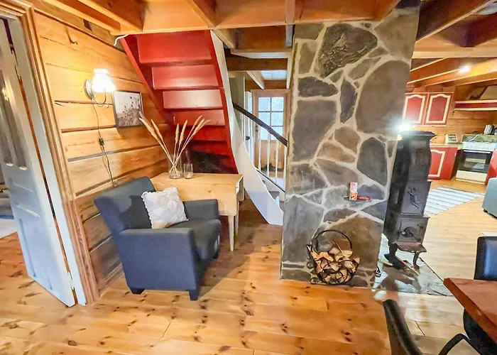 10 Person In Kvinesdal